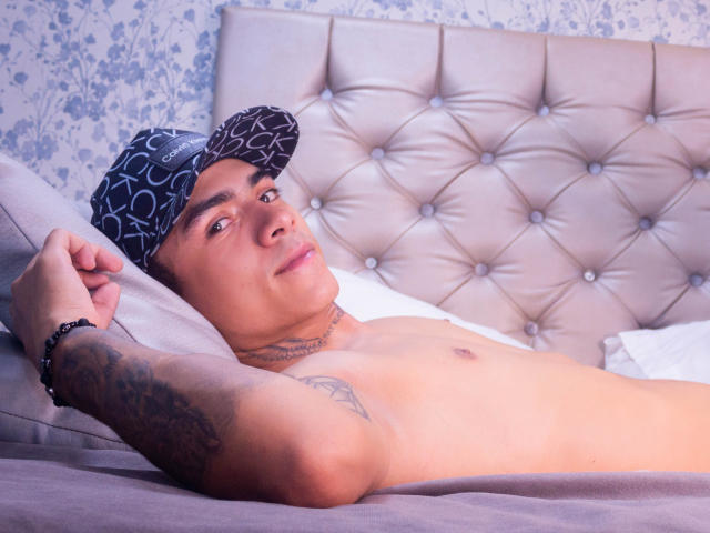 LaurenAndPaul - Live porn &amp; sex cam - 20110882