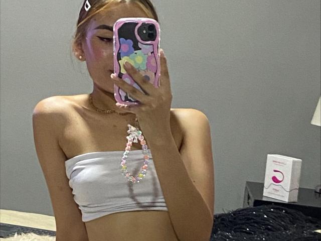 IsaWood - сексуальная веб-камера в реальном времени - 20114722