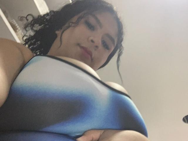 JulietaStark - Camera khiêu dâm &amp; quyến rũ trực tiếp - 20116738