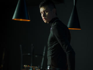 JeanKarloLeone - Live sex cam - 20118414