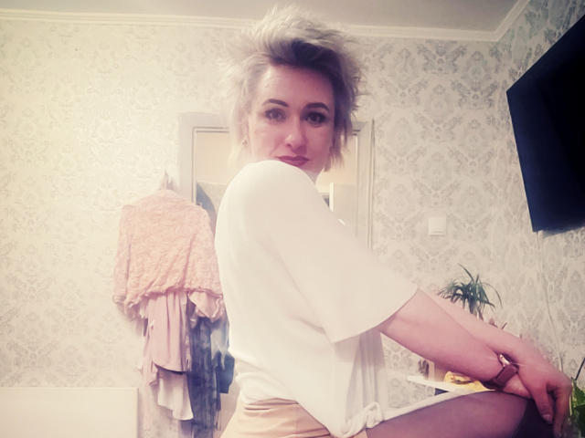 GlamourqBertha - Live sex cam - 20119638