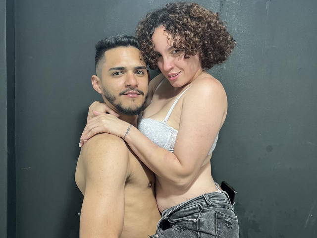 MeduzzaCouple - Live porn &amp; sex cam - 20130646