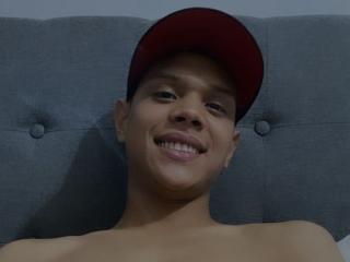 SexyTraviexo - Live porn &amp; sex cam - 20137162