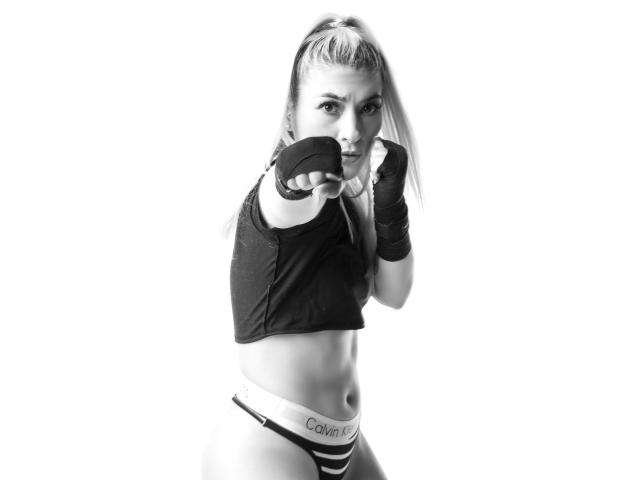 HannahSpark - Élő pornó és szexkamera - 20141106