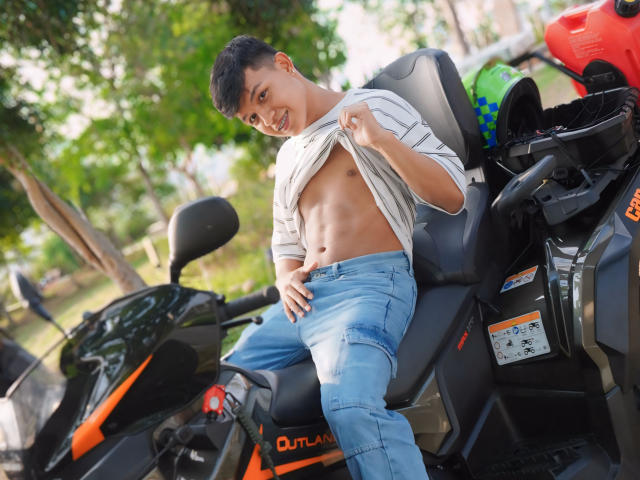 JordanTrinity - Live sex cam - 20149358