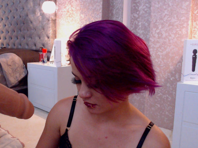 CassieJones - Live porn &amp; sex cam - 20152522