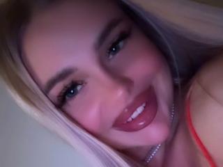 MichellKorthy - Live porn &amp; sex cam - 20159254