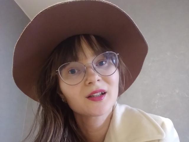 KiraGoldens - 라이브 포르노 &amp; 섹스 캠 - 20160506