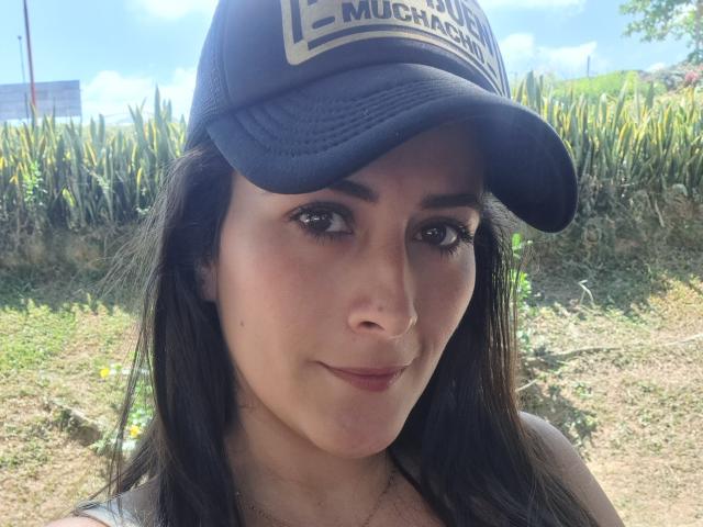 RousseMelinda - Live porn &amp; sex cam - 20170290