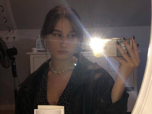 Oliwia - Live porn &amp; sex cam - 20183554