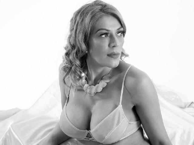 ElenaMancini - Camera khiêu dâm &amp; quyến rũ trực tiếp - 20184638