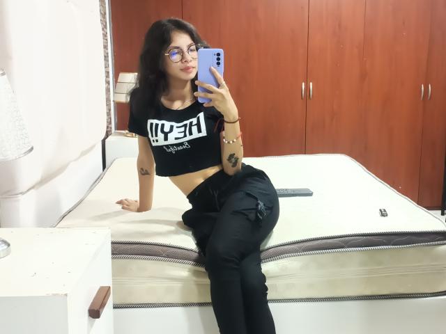 AmyWattson - Live porn &amp; sex cam - 20202402