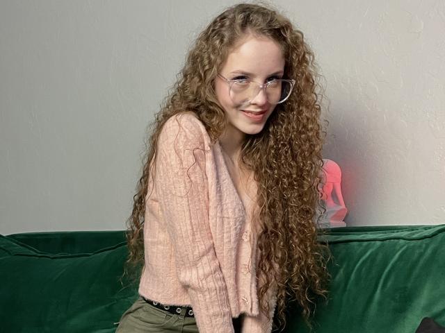 KristiLaws - Live porn &amp; sex cam - 20202722