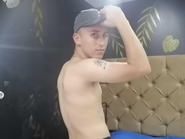 JackSonroy - сексуальная веб-камера в реальном времени - 20203554