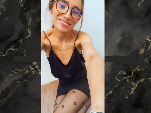 AdharaCooper - Live porn &amp; sex cam - 20203850