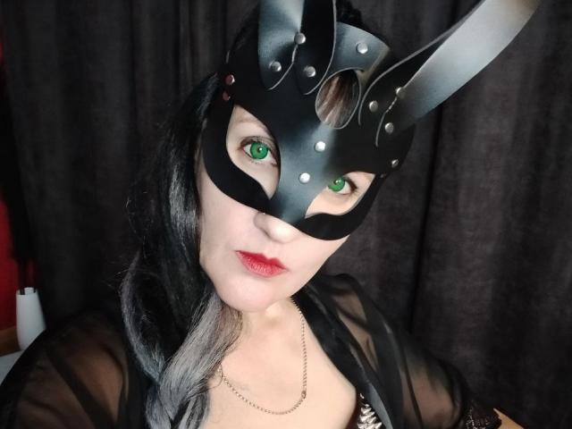 MilfyDiana - Live sex cam - 20204814
