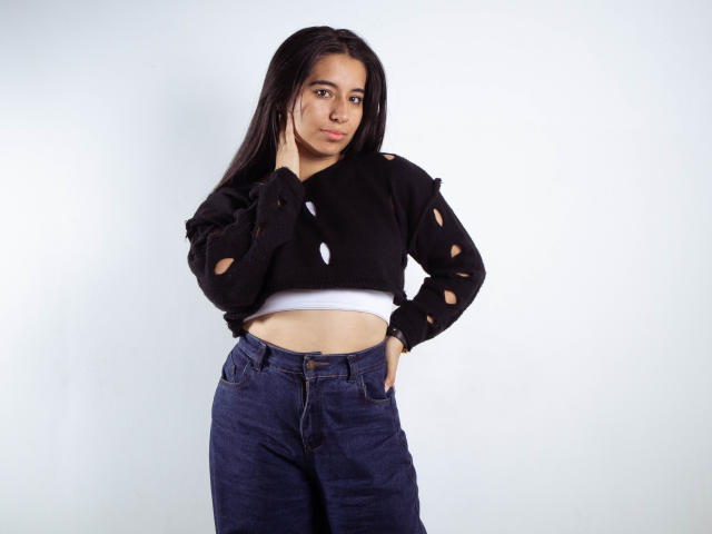 CharlotteMarz - Sexe cam en vivo - 20210534