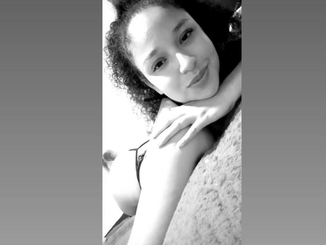 MelaniMouille - Live sexe cam - 20214034