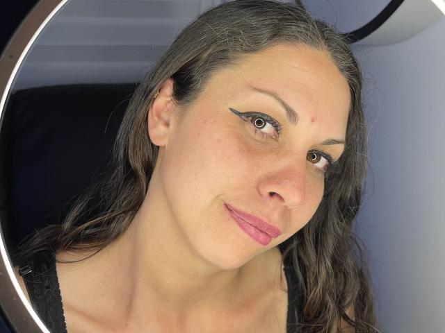 LindaFerrera - Live porn &amp; sex cam - 20215674