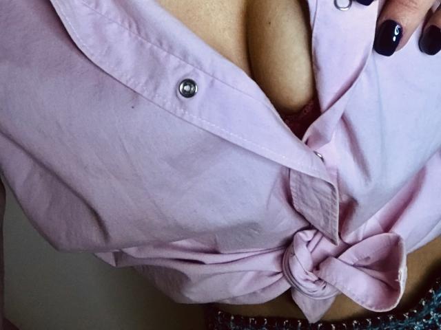 Julaiya - Live porno og sexkamera - 20217366