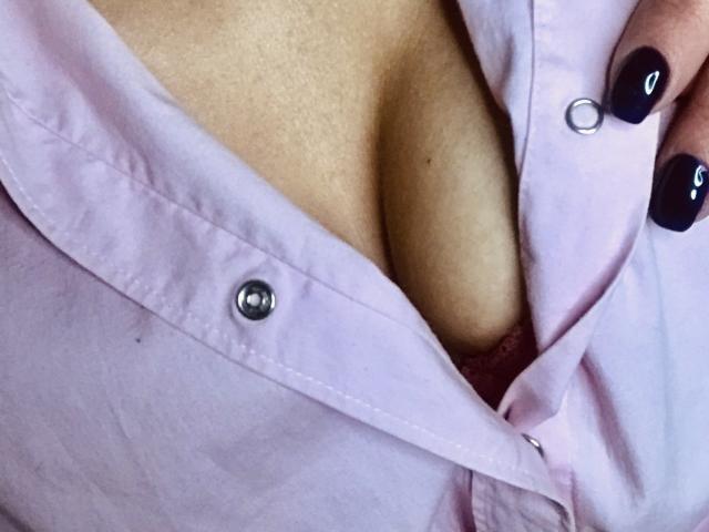 Julaiya - 라이브 포르노 &amp; 섹스 캠 - 20217370