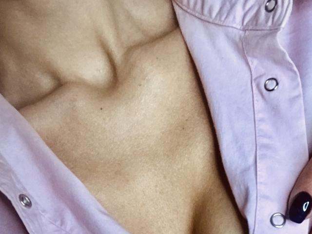 Julaiya - Live porn &amp; sex cam - 20217378