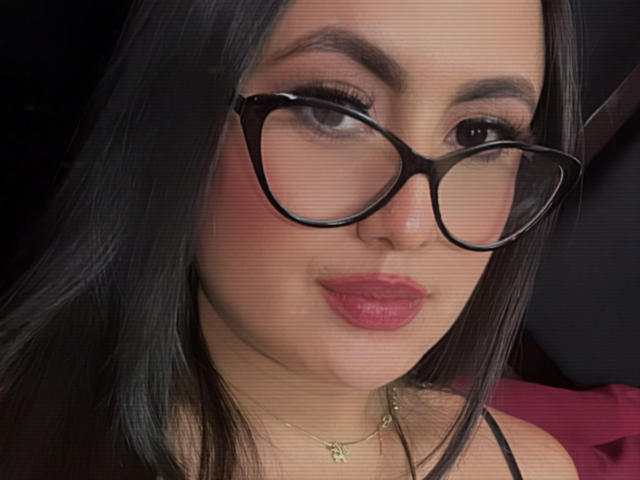 SaraRogers - Live sex cam - 20219178