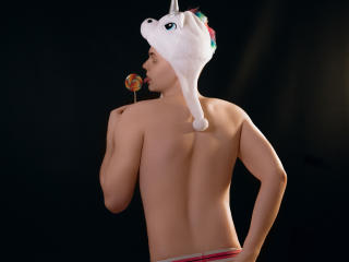 EthanGill - Live porn &amp; sex cam - 20221286