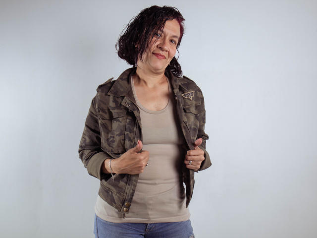 SofiaHills - сексуальная веб-камера в реальном времени - 20222138