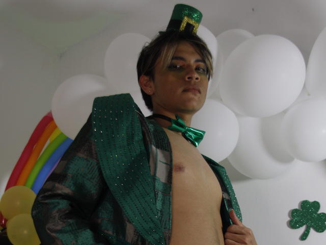 TobiUchiha - Sexe cam en vivo - 20227542