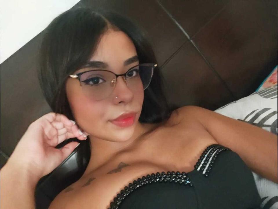 YouniScarlet - Live porn &amp; sex cam - 20229794