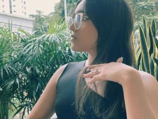 EmmaRoux - сексуальная веб-камера в реальном времени - 20230530