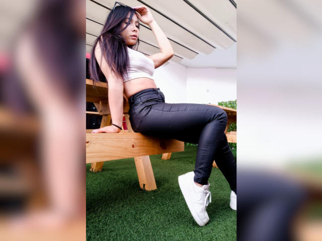 AmyFisher - Live porn &amp; sex cam - 20231194