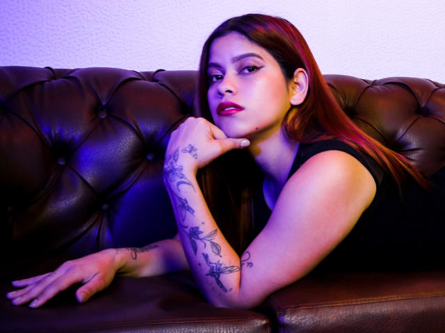 CharlottJohnson - Live porn &amp; sex cam - 20231446