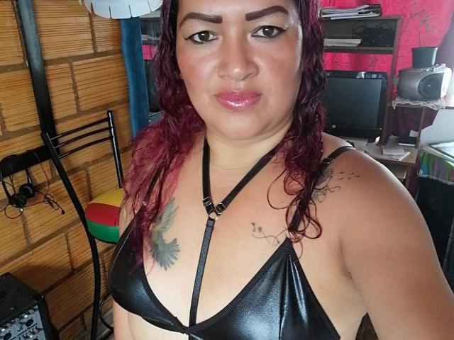 IvanaYo - Sexe cam en vivo - 20235386