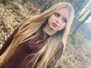 CuteLilly69 - Live sexe cam - 20252790