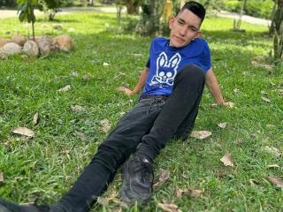 LukasMontreal - Live porn &amp; sex cam - 20253446