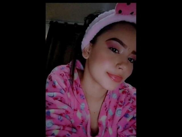 HollyWhite - Live porn &amp; sex cam - 20258622