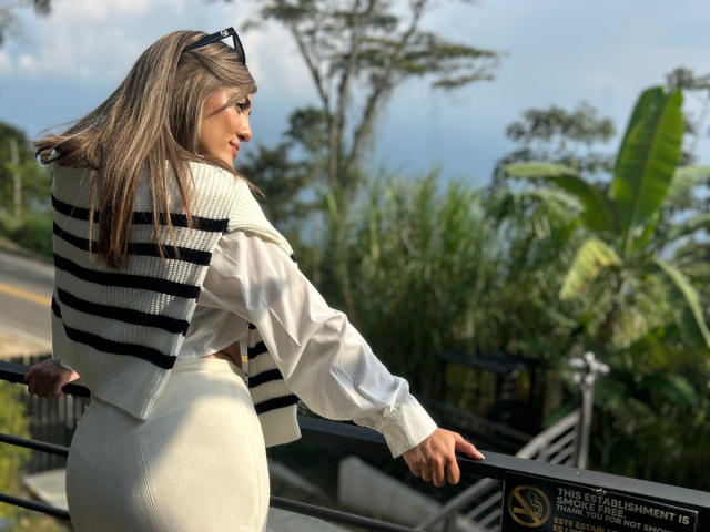 MaeCollins - Live porno og sexkamera - 20261542