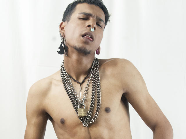 SalivaOdon - Sexe cam en vivo - 20269830