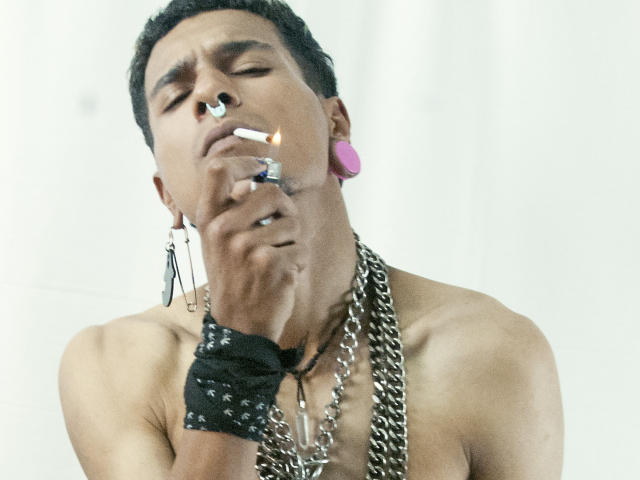 SalivaOdon - сексуальная веб-камера в реальном времени - 20269862