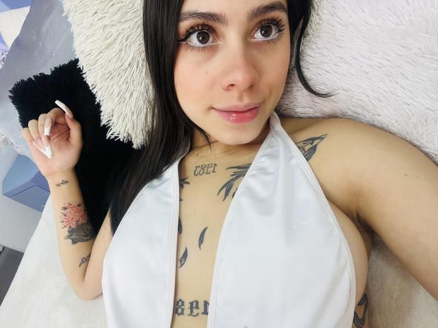 ChanelDeRosee - Live sex cam - 20273110