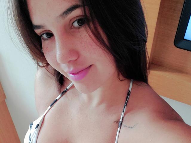 AmiraBianca - Live porn &amp; sex cam - 20275122