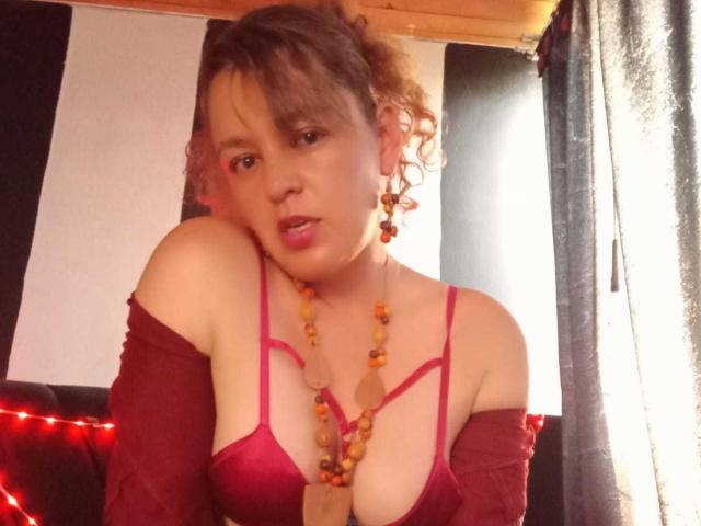 AmandaHotL - Live porn &amp; sex cam - 20275418