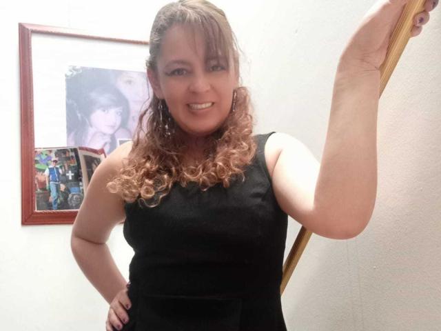 AmandaHotL - Live porn &amp; sex cam - 20275426