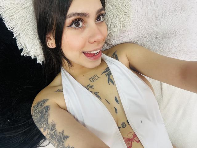 ChanelDeRosee - Live porn &amp; sex cam - 20277790