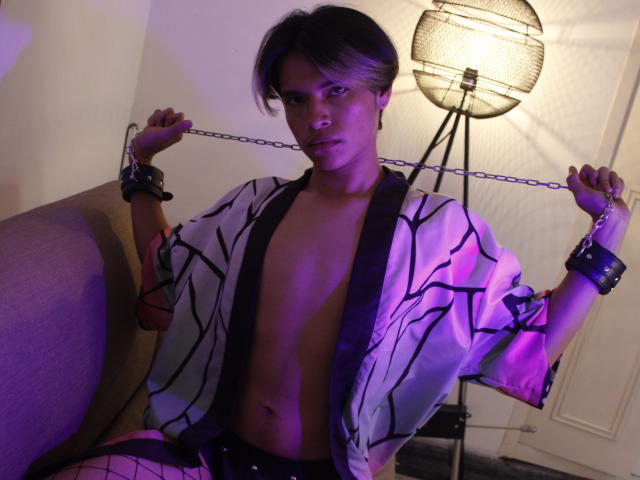 TobiUchiha - Sexe cam en vivo - 20279094