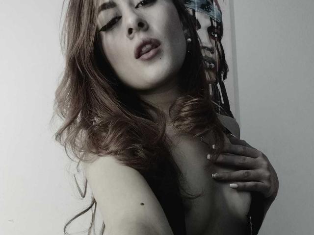 Tiarha - сексуальная веб-камера в реальном времени - 20279262