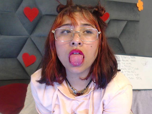 NamiMyres - Élő pornó és szexkamera - 20282714