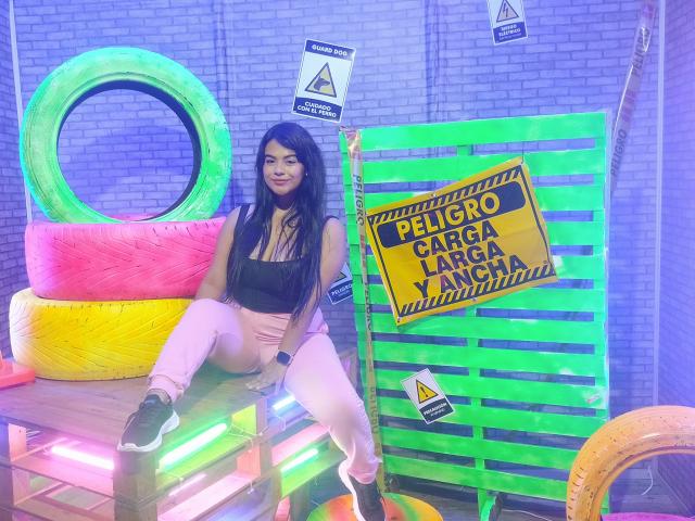 KarlaKim - Porno na żywo i seks kamera - 20286110